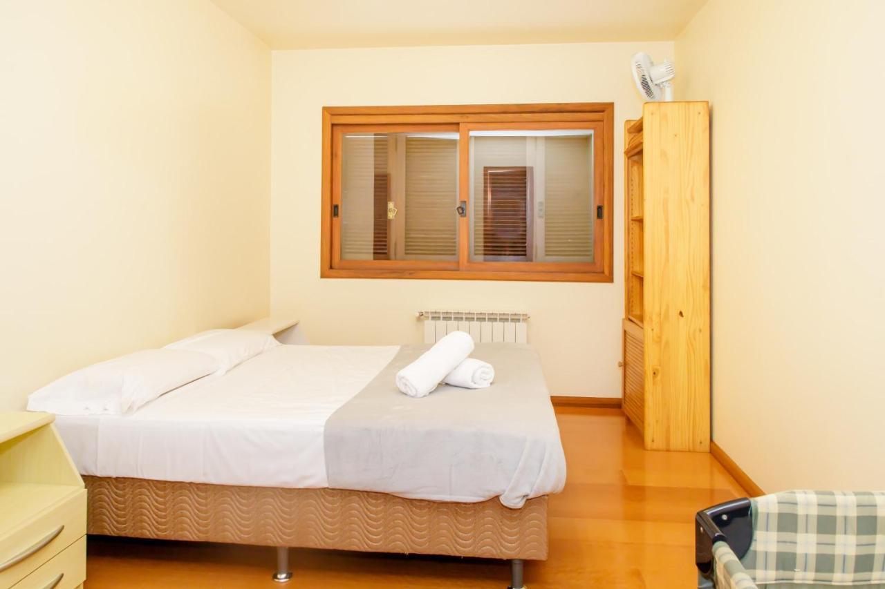 Apartamento Amplo E Aconchegante Na Av Das Hortencias No Centro De Gramado Ngoại thất bức ảnh