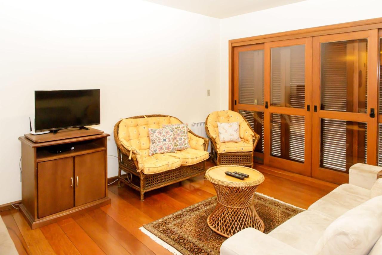 Apartamento Amplo E Aconchegante Na Av Das Hortencias No Centro De Gramado Ngoại thất bức ảnh