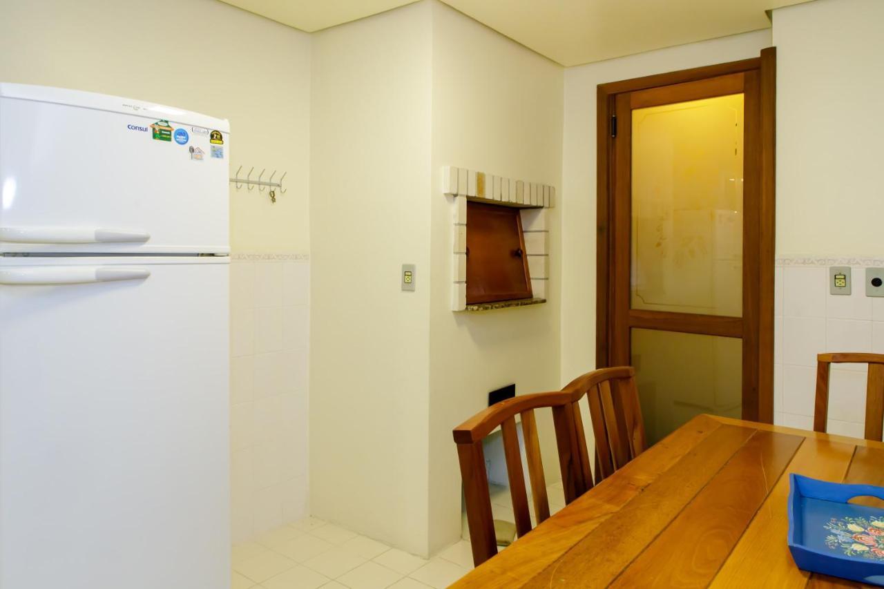 Apartamento Amplo E Aconchegante Na Av Das Hortencias No Centro De Gramado Ngoại thất bức ảnh