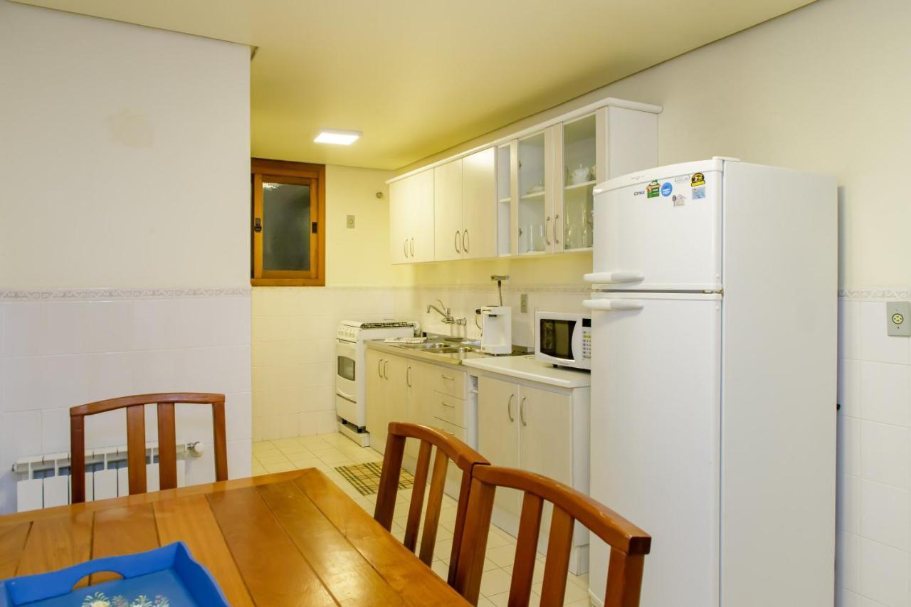 Apartamento Amplo E Aconchegante Na Av Das Hortencias No Centro De Gramado Ngoại thất bức ảnh